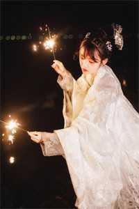 林悠秦朗最新更新章节的背景资料