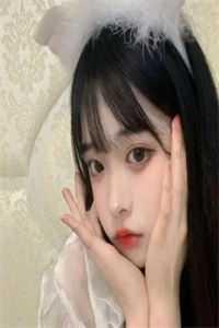 在诡异世界里哭怂粘人无防盗