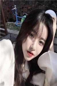 喉咙吐血块是什么原因